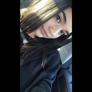 Meet your Posher, Kaitlyn